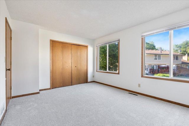 2640 Shenandoah Lane N, Plymouth, MN 55447