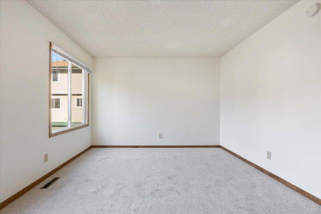 2640 Shenandoah Lane N, Plymouth, MN 55447