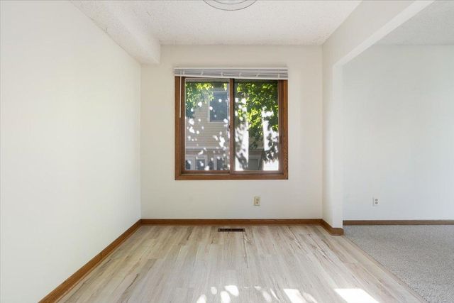 2640 Shenandoah Lane N, Plymouth, MN 55447