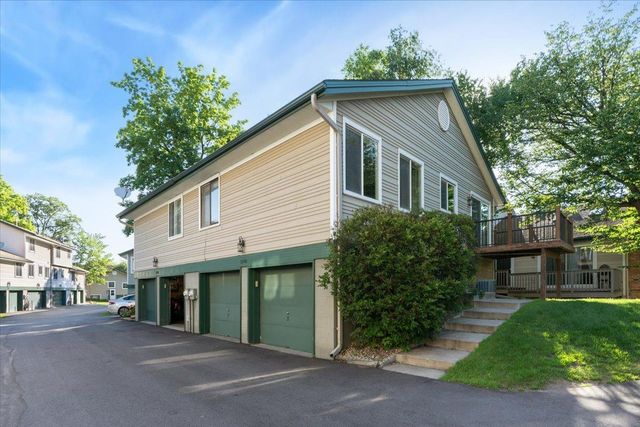 2640 Shenandoah Lane N, Plymouth, MN 55447