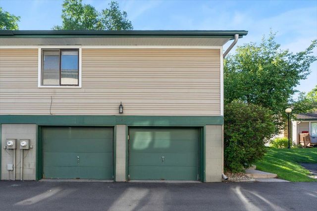 2640 Shenandoah Lane N, Plymouth, MN 55447
