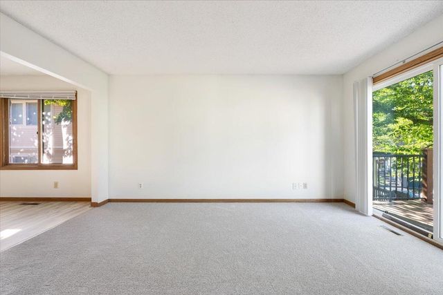 2640 Shenandoah Lane N, Plymouth, MN 55447