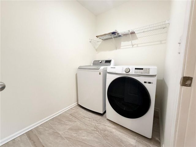 1115 Grey Rock Way, Suwanee, GA 30024