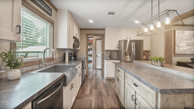 304 San Marcos, Bullard, TX 75757