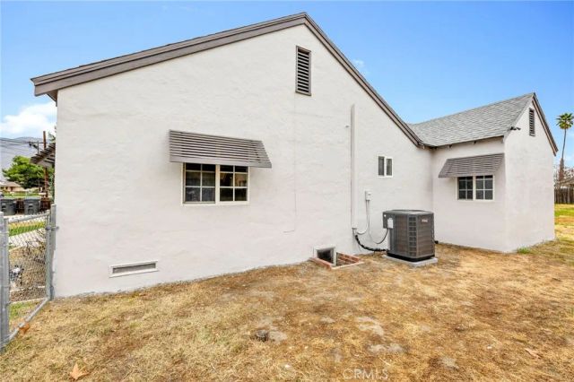 247 N Wateka, San Jacinto, CA 92583