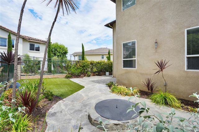 2496 Maxson Court, Signal Hill, CA 90755