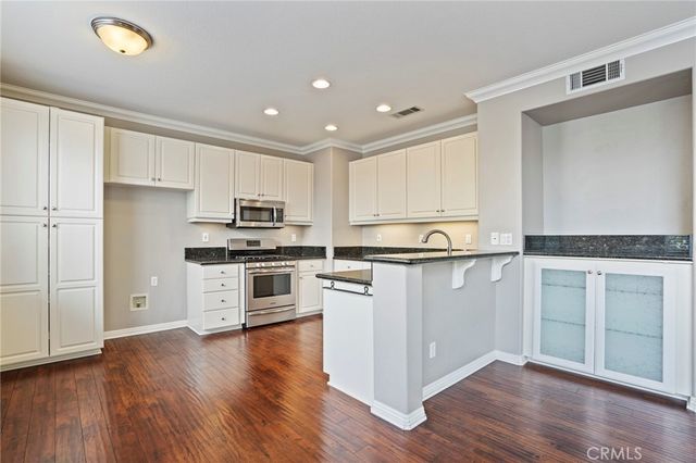2496 Maxson Court, Signal Hill, CA 90755