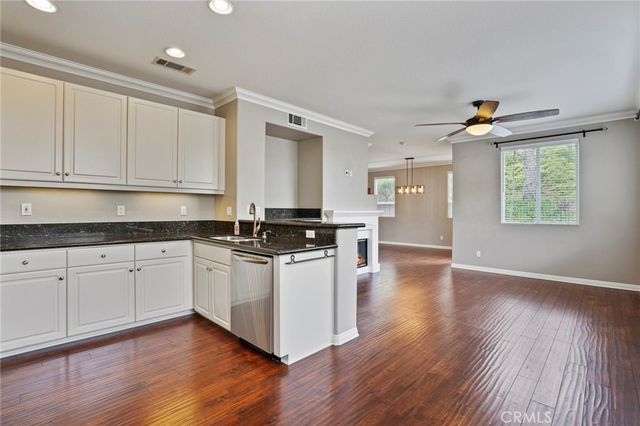 2496 Maxson Court, Signal Hill, CA 90755