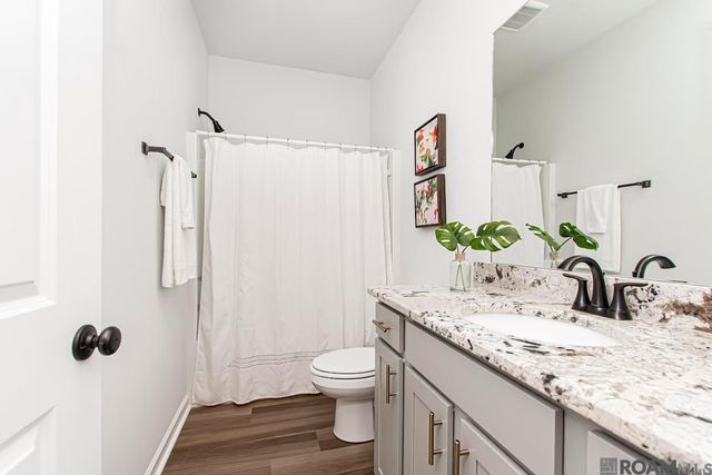 1130 Shadow Bluff Ave, Baton Rouge, LA 70820