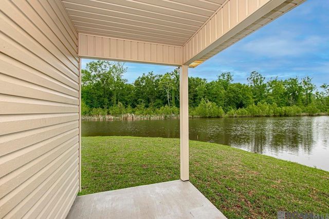 1130 Shadow Bluff Ave, Baton Rouge, LA 70820