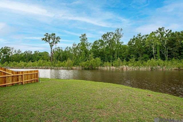 1130 Shadow Bluff Ave, Baton Rouge, LA 70820