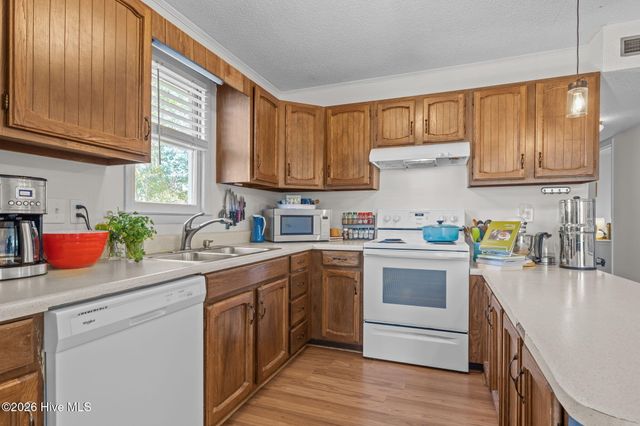 132 Conch Court, Emerald Isle, NC 28594