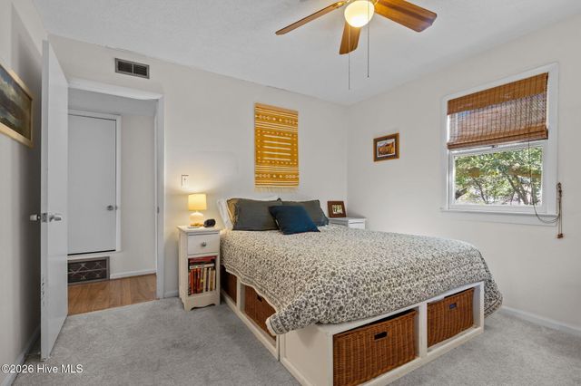 132 Conch Court, Emerald Isle, NC 28594