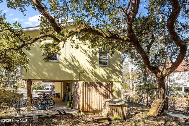 132 Conch Court, Emerald Isle, NC 28594