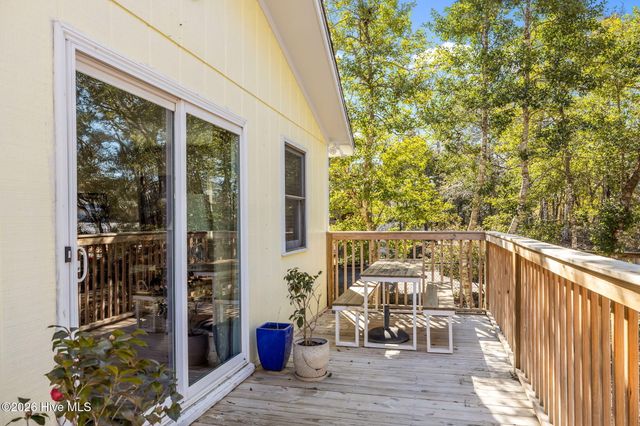 132 Conch Court, Emerald Isle, NC 28594