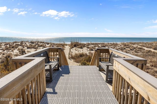 132 Conch Court, Emerald Isle, NC 28594