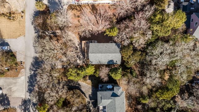 132 Conch Court, Emerald Isle, NC 28594