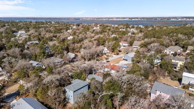 132 Conch Court, Emerald Isle, NC 28594