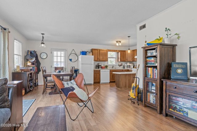 132 Conch Court, Emerald Isle, NC 28594