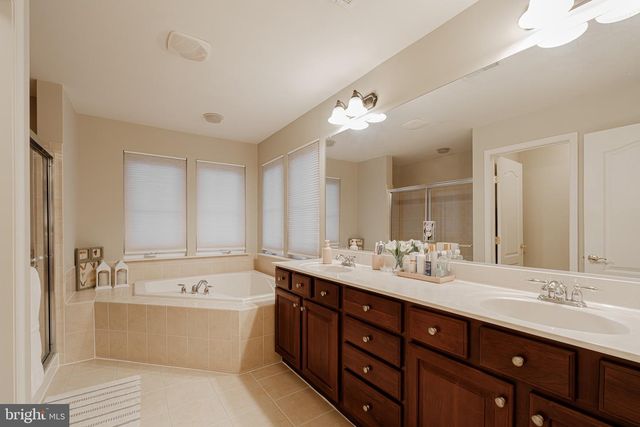 3830 BRAVEHEART DR, Frederick, MD 21704