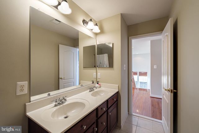 3830 BRAVEHEART DR, Frederick, MD 21704