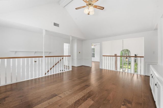 29 Tanager Trail, The Woodlands, TX 77381