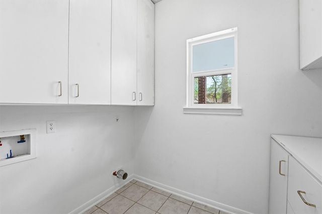 29 Tanager Trail, The Woodlands, TX 77381