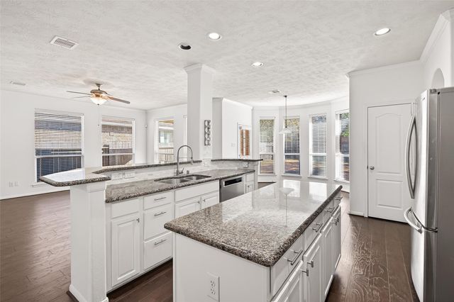 6206 Hidden Alley Drive, Katy, TX 77494