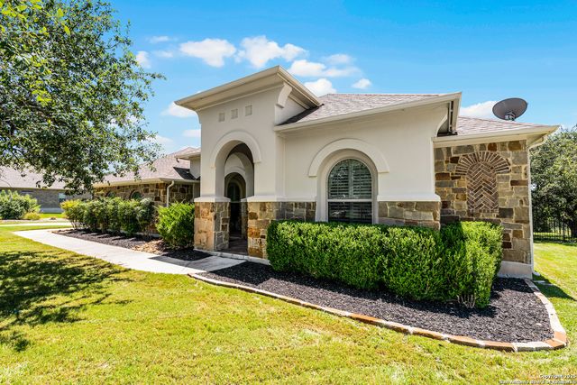 2618 Red Bud Way, New Braunfels, TX 78132