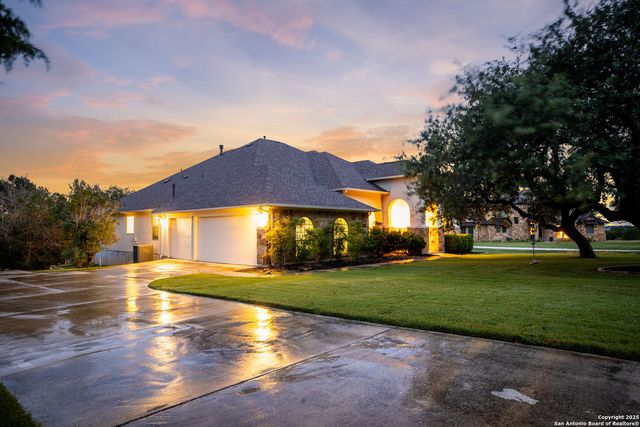 2618 Red Bud Way, New Braunfels, TX 78132
