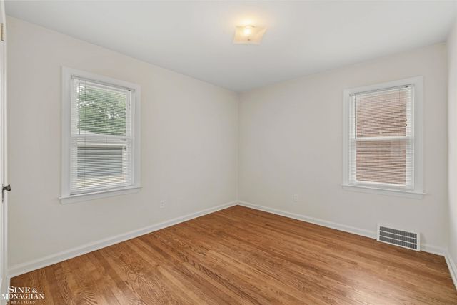 1602 Anita Avenue, Grosse Pointe Woods, MI 48236