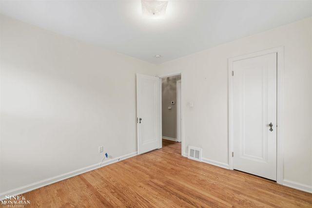 1602 Anita Avenue, Grosse Pointe Woods, MI 48236