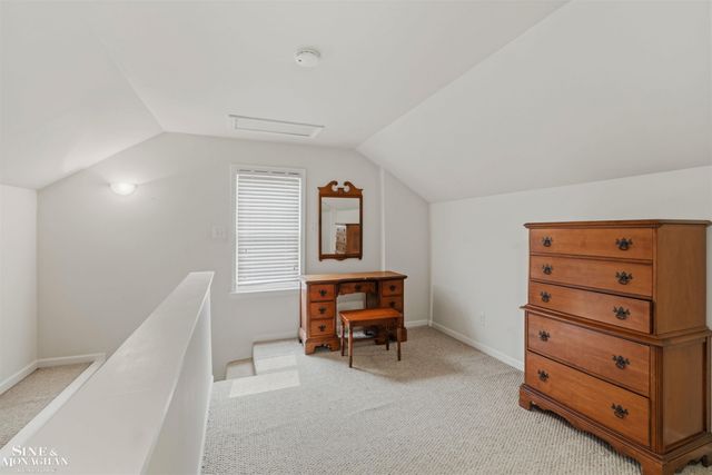 1602 Anita Avenue, Grosse Pointe Woods, MI 48236