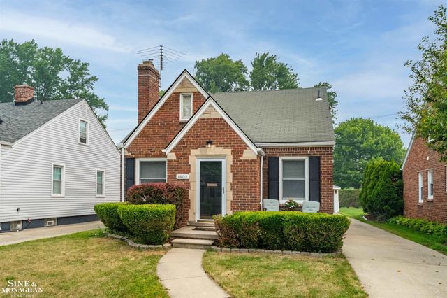 1602 Anita Avenue, Grosse Pointe Woods, MI 48236