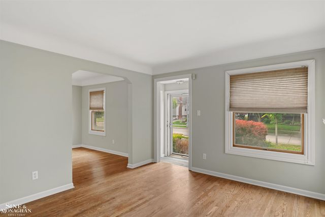 1602 Anita Avenue, Grosse Pointe Woods, MI 48236