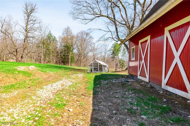 327 Briarhill Street, Rittman, OH 44270