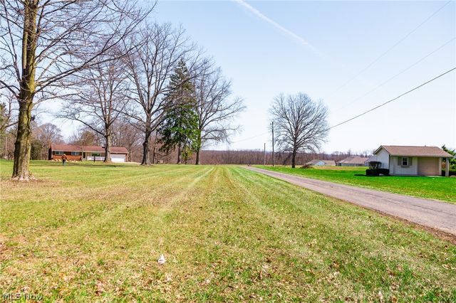 327 Briarhill Street, Rittman, OH 44270