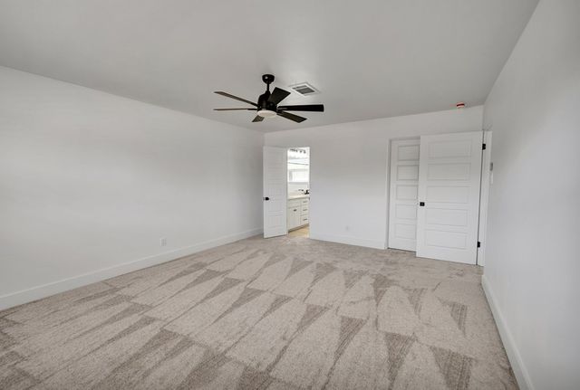 2001 Country Club Dr, Midland, TX 79701