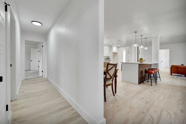 2001 Country Club Dr, Midland, TX 79701