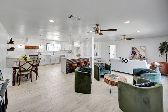 2001 Country Club Dr, Midland, TX 79701