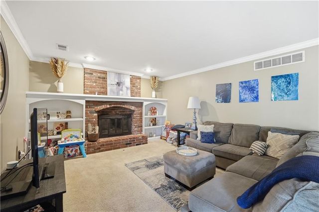 7950 Acuff Lane, Lenexa, KS 66215