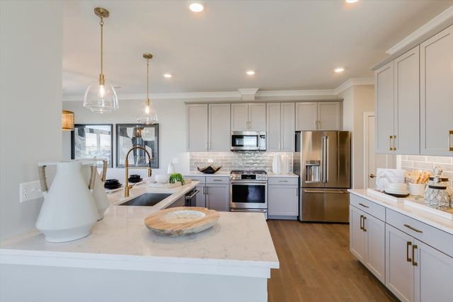 15456 W Amelia Circle, Lockport, IL 60441