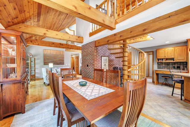 N2146 FOX RIDGE LANE, New London, WI 54961