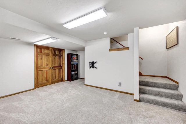 N2146 FOX RIDGE LANE, New London, WI 54961