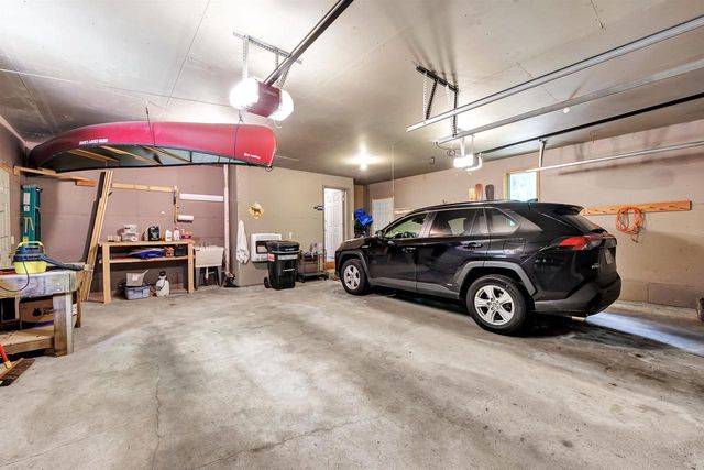 N2146 FOX RIDGE LANE, New London, WI 54961