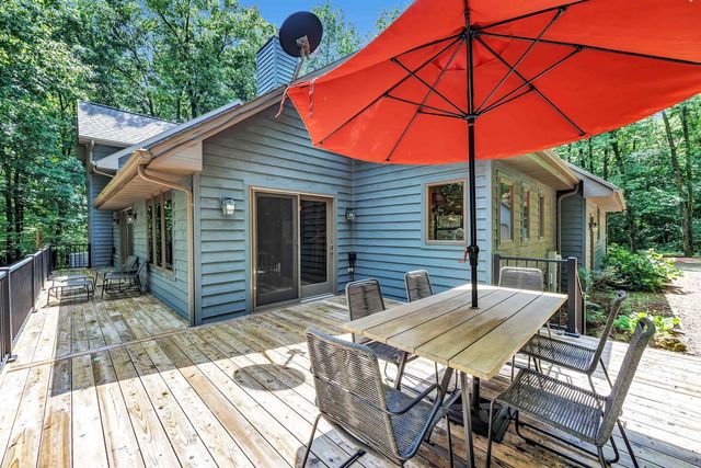 N2146 FOX RIDGE LANE, New London, WI 54961