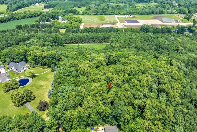 N2146 FOX RIDGE LANE, New London, WI 54961
