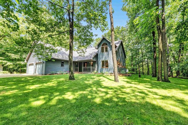 N2146 FOX RIDGE LANE, New London, WI 54961