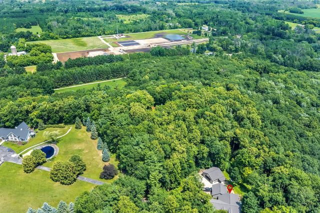 N2146 FOX RIDGE LANE, New London, WI 54961