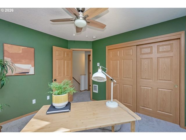 1687 Se LINN St, Portland, OR 97202